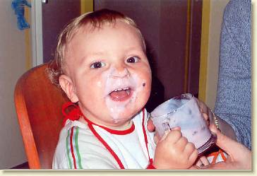 20050826-01 Zelf een toetje eten